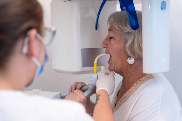 Best Emergency Care for Gum Disease in Barrington Hls, IL